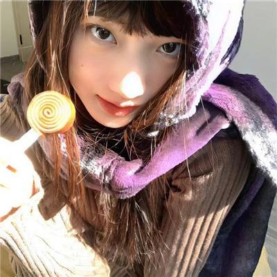 碧窗艳影